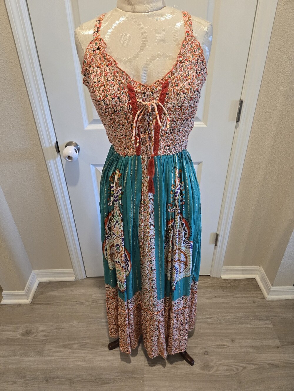 Me 2 Magic NWT Bohemian Dress With Colorblock Print, Size Large - Picture 3 of 11